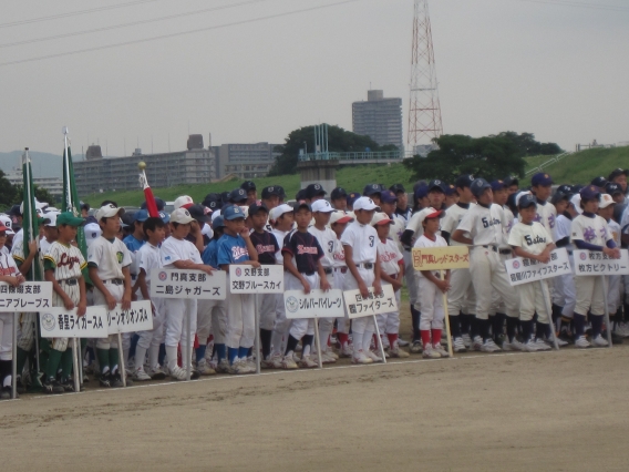 7月4日に寝屋川親善・上原杯の開会式がありました。