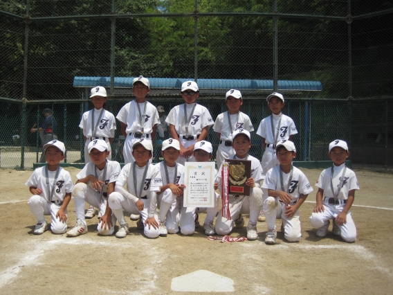 会長旗杯で5年生が準優勝しました。